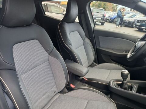 Clio V V 1.0 TCe 90 BVM6 TECHNO GPS Camera JA16 2025 occasion 33700 M&eacute;rignac