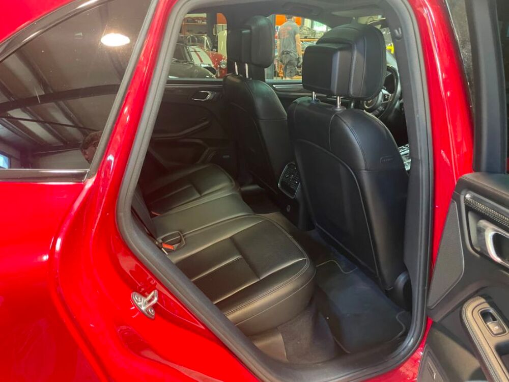 Macan GTS 3.0 V6 PDK 360 ch 2018 occasion 84150 Jonqui&egrave;res