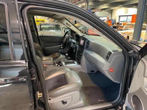 Grand Cherokee 6.1L SRT8 425cv 4X4 OU SUV 5P BVA 2006 occasion 84150 Jonqui&egrave;res