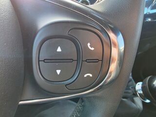 500 1.0 70 BVM6 HYBRID CarPlay 7 JA Radar Pack Visi. 2023 occasion 33700 M&eacute;rignac
