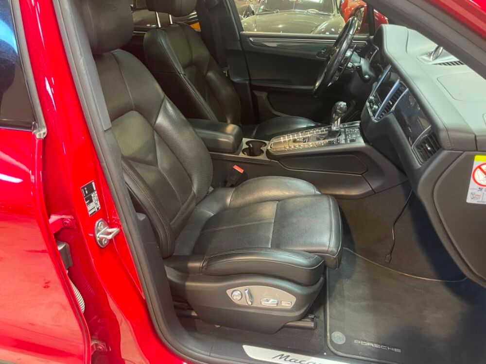 Macan GTS 3.0 V6 PDK 360 ch 2018 occasion 84150 Jonqui&egrave;res