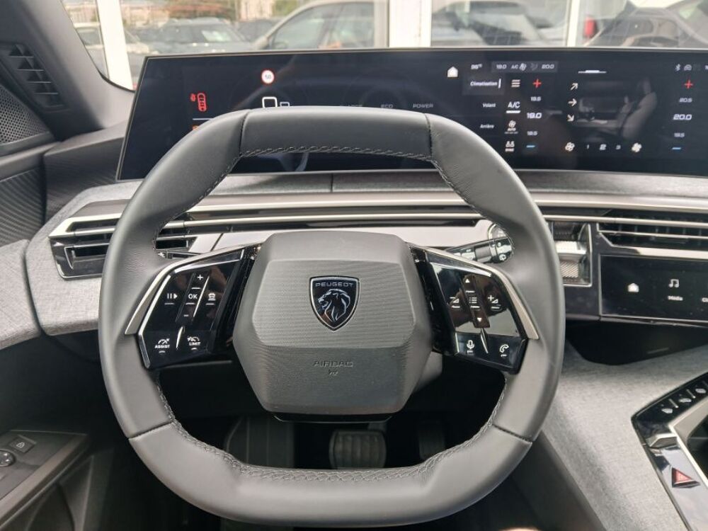 5008 HYBRID 145 e-DCS6 ALLURE Cam360&deg; Panoramic Pack 7PL 2025 occasion 47240 Castelculier