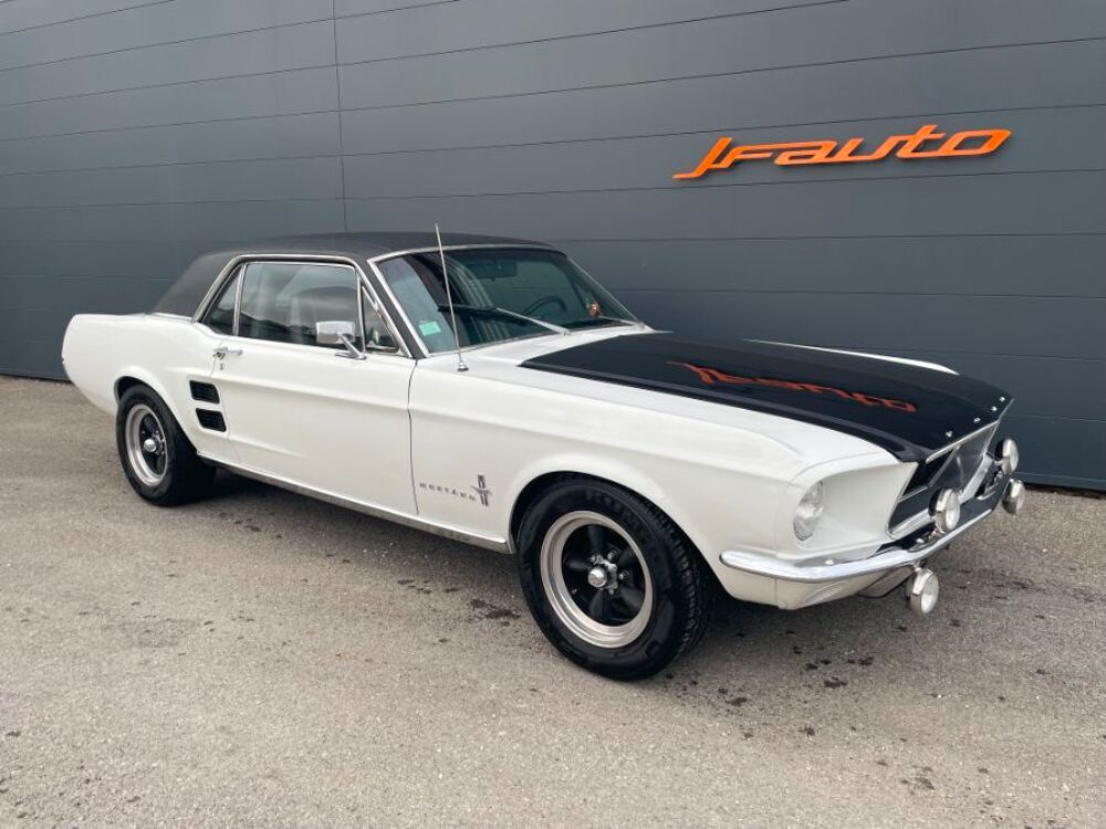 Mustang COUPE V8 TOIT VINYL 1967 occasion 84150 Jonquières