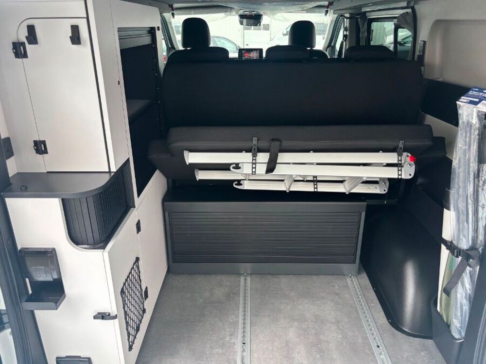 Trafic ANTILOPE VAN Am&eacute;nag&eacute; NV FLEX 5 2.0 DCi 150 BVM6 L1 5PL Attel 2026 occasion 33700 M&eacute;rignac