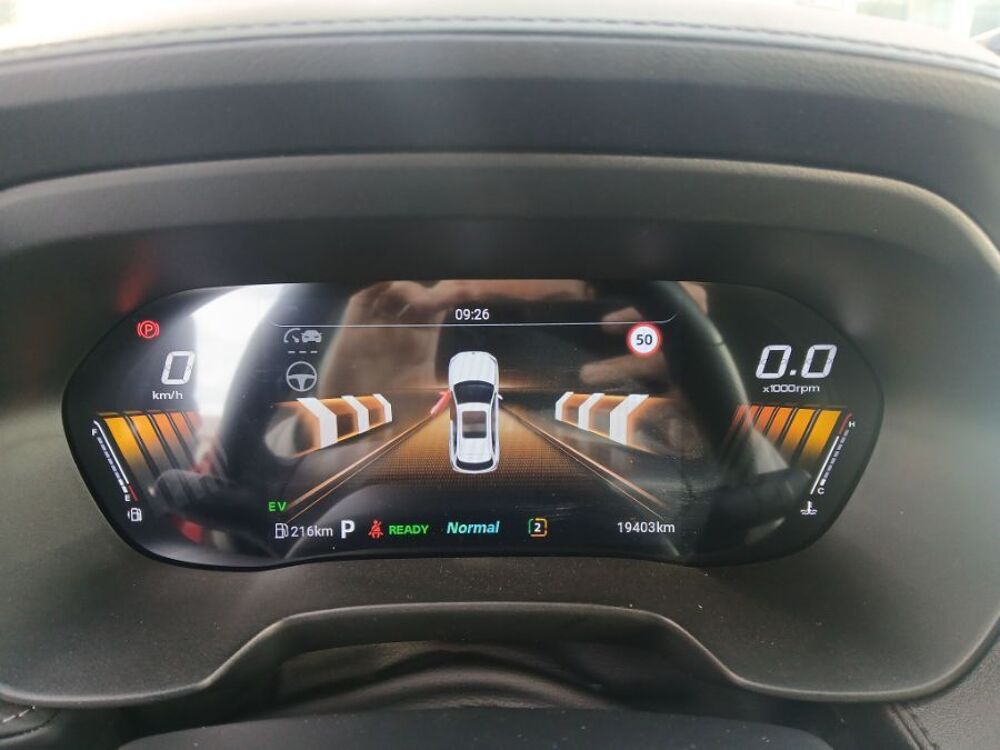 ZS EV HYBRID 1.5 197cv BVA 4X2 LUXURY 360&deg; SC JA18 Key Less 2025 occasion 33700 M&eacute;rignac