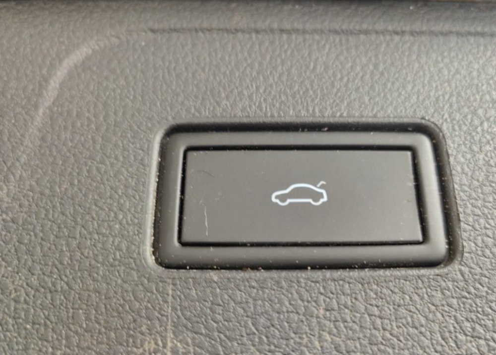 Passat VIII 2.0 TDI 122 DSG7 STYLE BUSINESS GPS Radars ACC Hayon EL 2021 occasion 33700 M&eacute;rignac