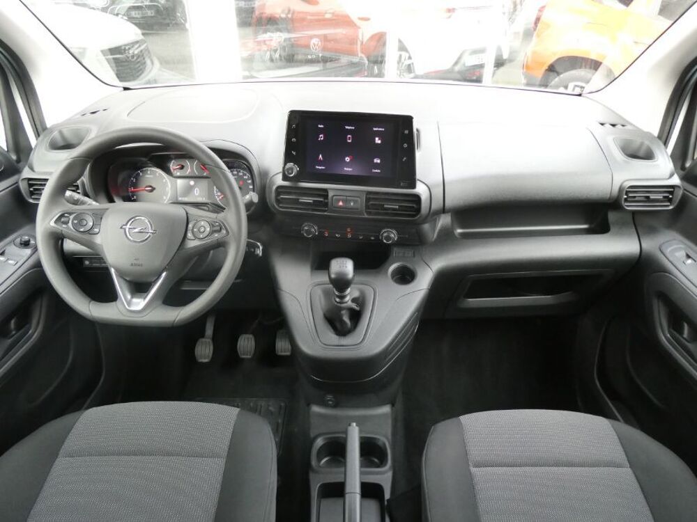 Divers 1.5 DIESEL 100 BVM6 EDITION CarPlay Radar Privacy Glass 2022 occasion 47240 Castelculier