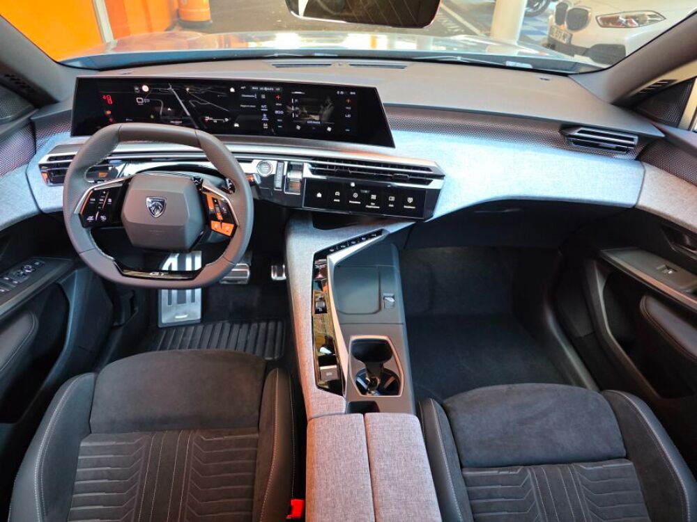 3008 HYBRID 145 e-DCS6 GT EXCLUSIVE Alcantara 360&deg; Gtie 02/30 2026 occasion 47240 Castelculier