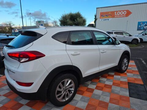 Tucson III 1.7 CRDI 115 BVM6 NAVI PACK Camera SC 2017 occasion 33700 M&eacute;rignac