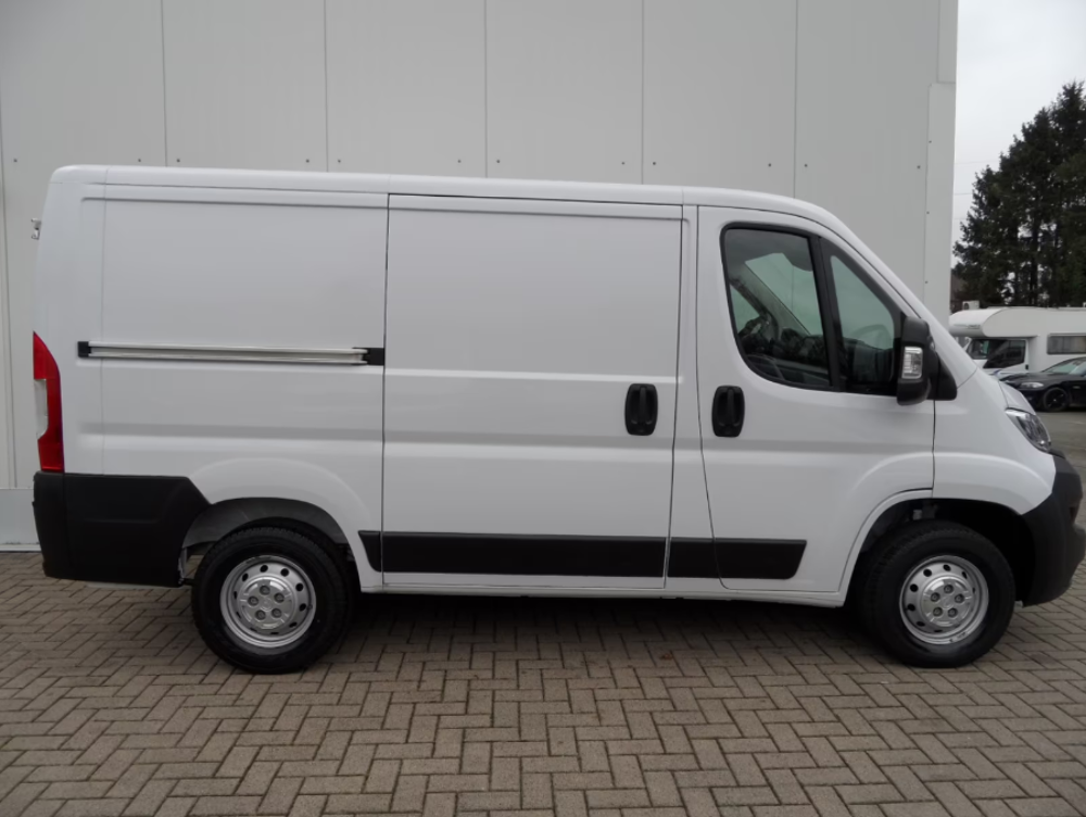 Boxer 2.2 BlueHDi 140 BVM6 L1H1 GPS Camera CLIM Auto Ptes 270&deg; 199 2024 occasion 33700 M&eacute;rignac