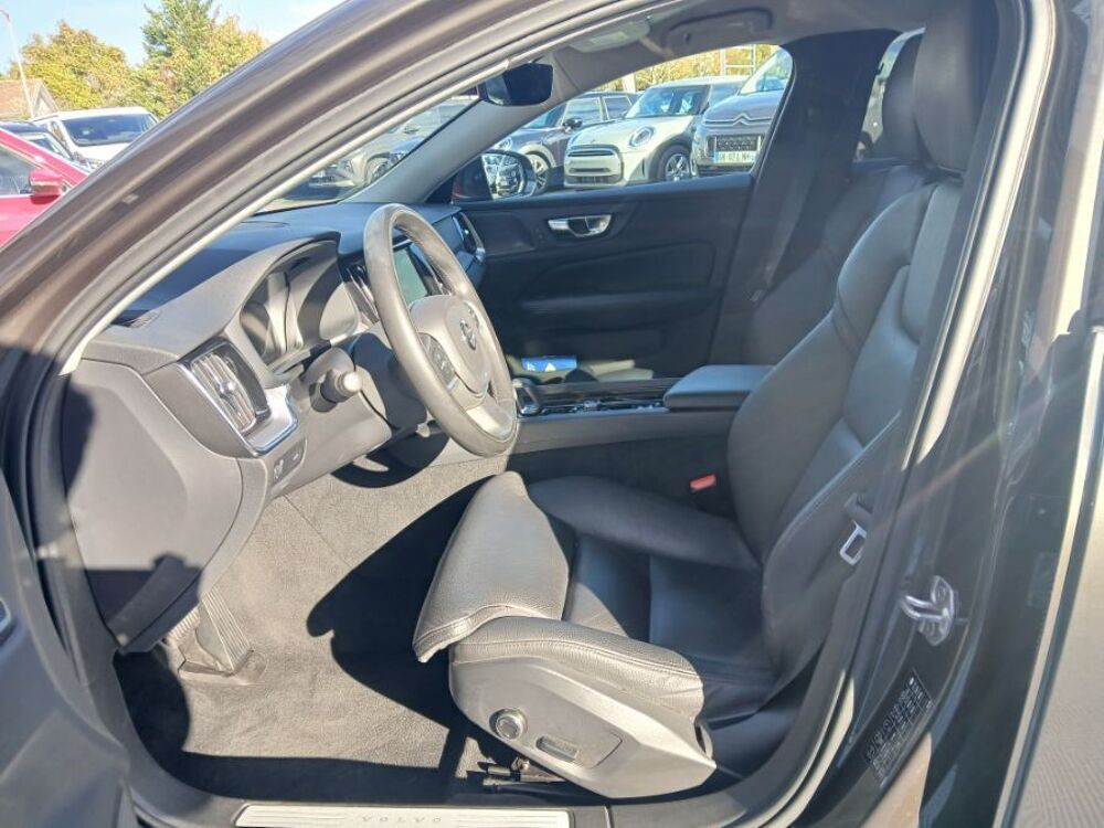 V60 B4 2.0 197cv Geartronic8 Hybride PACK CUIR Hayon EL. 4SC 1&egrave;r 2023 occasion 47240 Castelculier