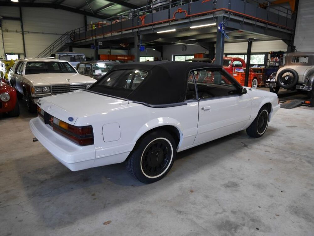 Mustang CABRIOLET V6 1985 occasion 84150 Jonqui&egrave;res
