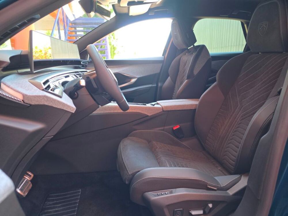 3008 HYBRID 145 e-DCS6 GT EXCLUSIVE Alcantara 360&deg; Gtie 02/30 2026 occasion 47240 Castelculier
