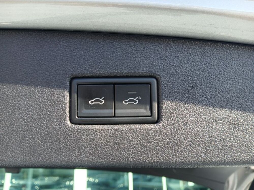 Tiguan II (2) 2.0 BI-TDI 240 DSG 4Motion BLACK R LINE CUIR Attel. F 2019 occasion 47240 Castelculier