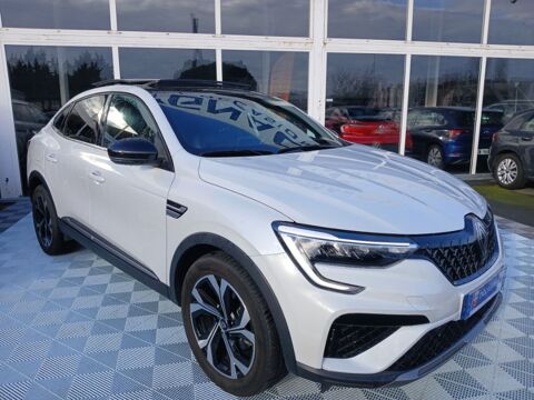 Arkana 1.6 E-TECH 145 BVA HYBRIDE TECHNO RS TOIT Ouvrant GPS 9.3 JA 2024 occasion 47240 Castelculier