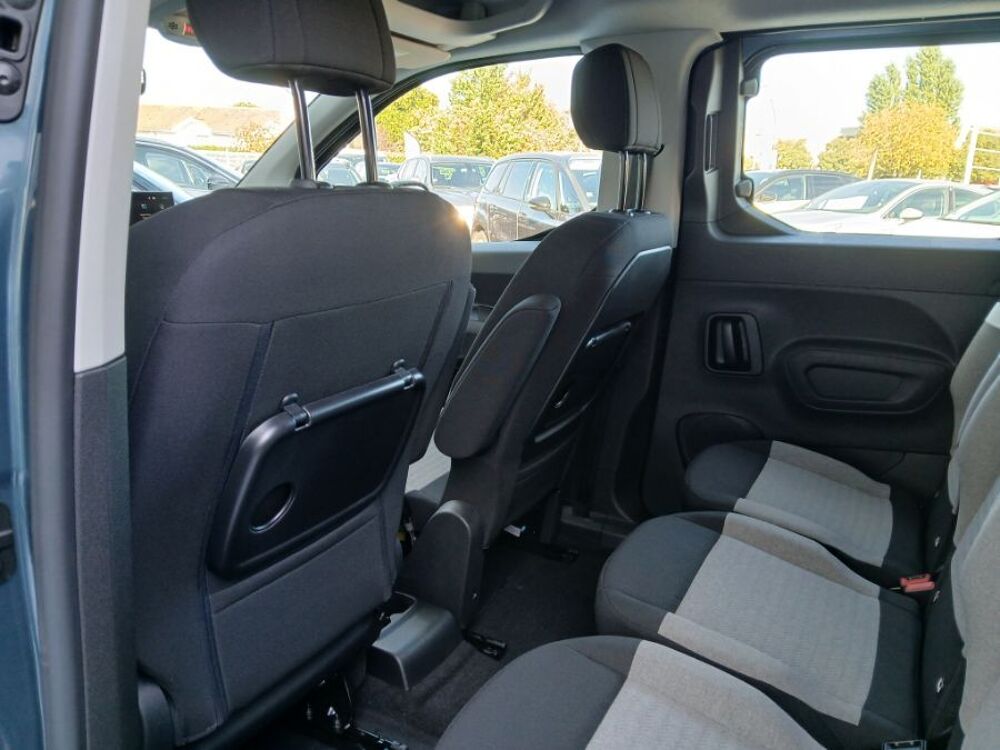 Berlingo 1.5 BlueHDi 130 EAT8 N1 PACK ADML Camera 3 Si&egrave;ges Arr. 2025 occasion 33700 M&eacute;rignac