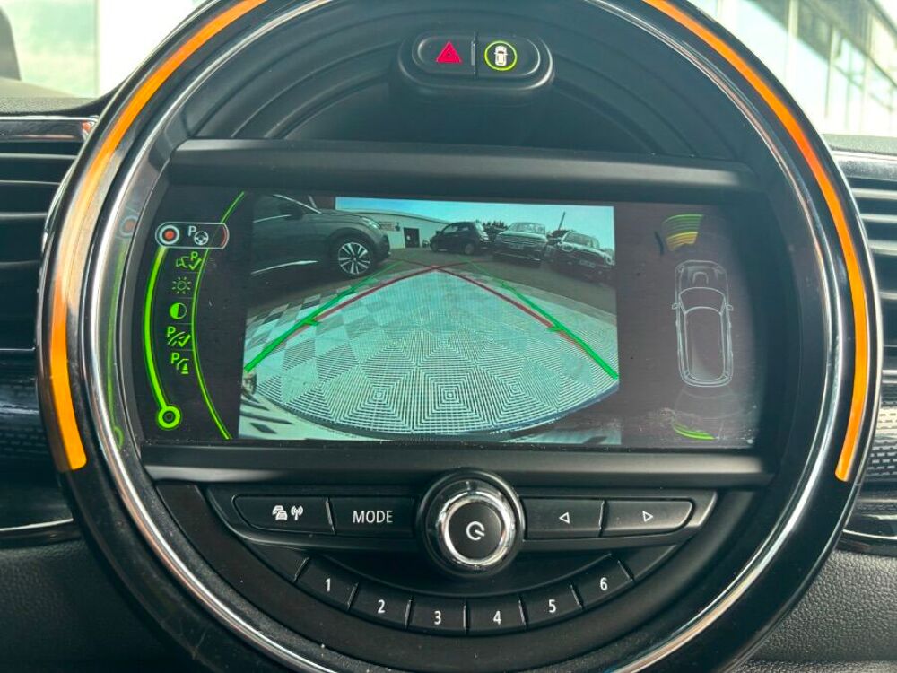 Clubman III 2.0 COOPER D 150 BVM6 CUIR TOIT Ouvrant Camera HUD JA18 2017 occasion 33700 M&eacute;rignac