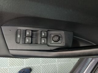 T-Cross 1.0 TSI 116 DSG7 VW EDITION JA17 08/25 Key Less Camera Radar 2025 occasion 33700 M&eacute;rignac