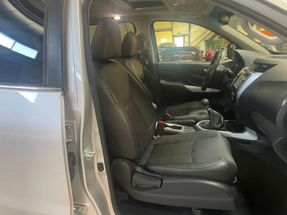 Navara 2.3 DCI TEKNA 4X4 DOUBLE-CABINE 190cv 4P BVA 2017 occasion 84150 Jonqui&egrave;res