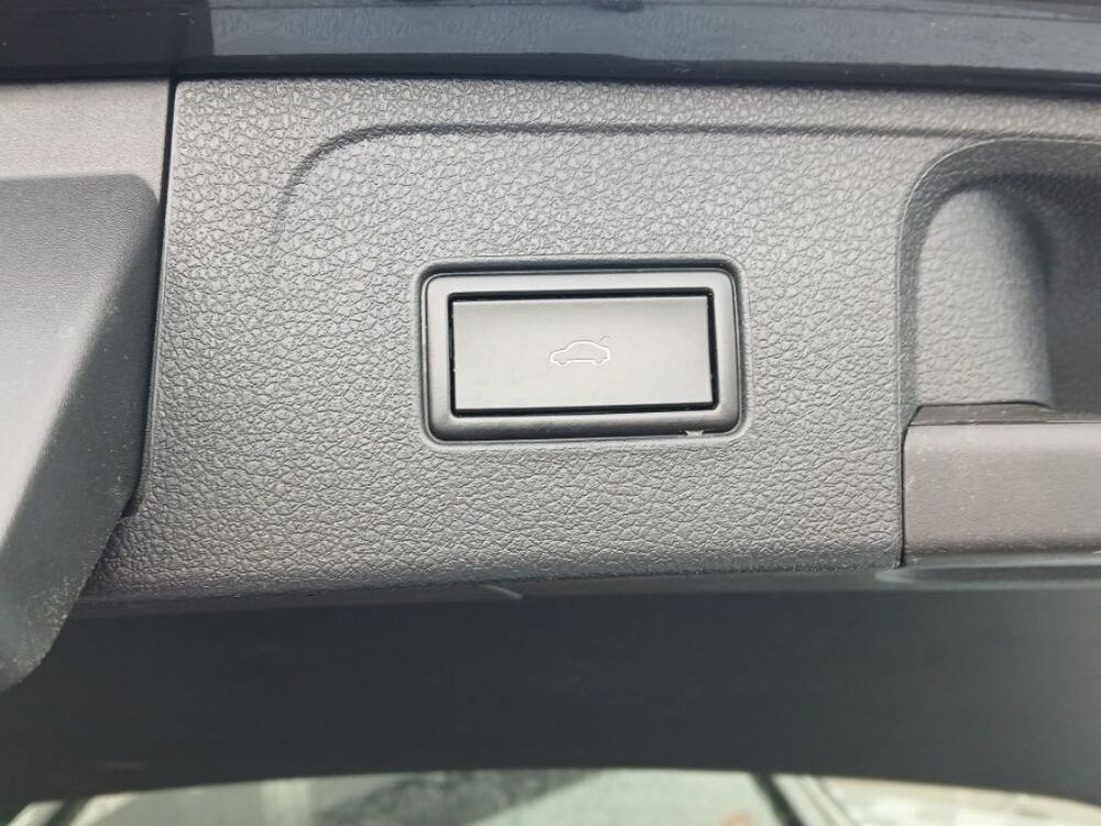 Passat VIII 1.6 TDI 120 DSG7 STYLE BUSINESS GPS Radars ACC Hayon EL 2020 occasion 33700 M&eacute;rignac