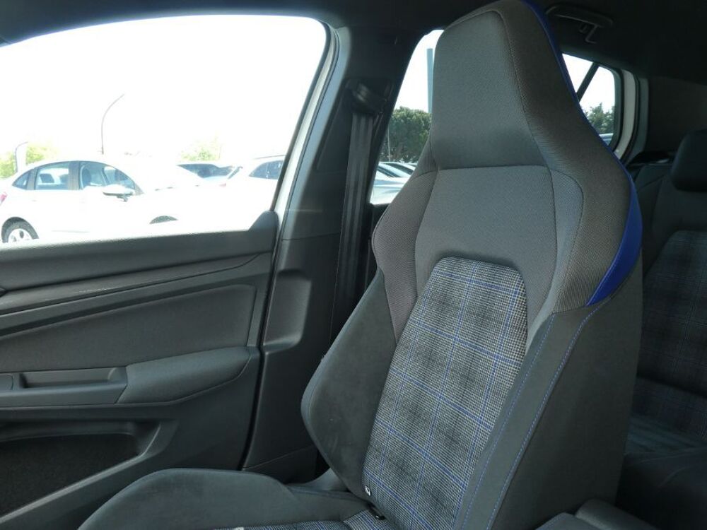 Golf VIII 1.4 HYBRID 245 GTE GPS Camera ACC RER SC Privacy Glass 2022 occasion 33700 M&eacute;rignac