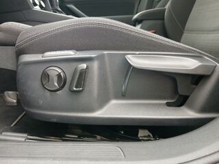 Passat VIII 2.0 TDI 122 DSG7 STYLE BUSINESS GPS Radars ACC Hayon EL 2021 occasion 33700 M&eacute;rignac
