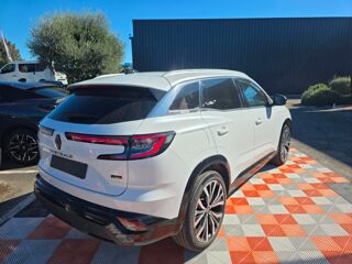 Divers 1.2 E-TECH 200 FULL HYBRID ICONIC TOIT Pano Hayon EL Cam 360 2024 occasion 47240 Castelculier