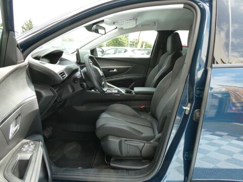 3008 II (2) 1.5 BlueHDi 130 EAT8 ALLURE PACK Camera 2023 occasion 47240 Castelculier