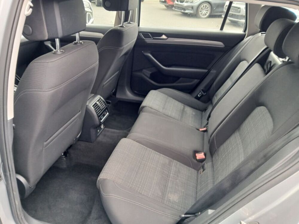 Passat VIII 2.0 TDI 122 DSG7 STYLE BUSINESS GPS Radars ACC Hayon EL 2021 occasion 33700 M&eacute;rignac