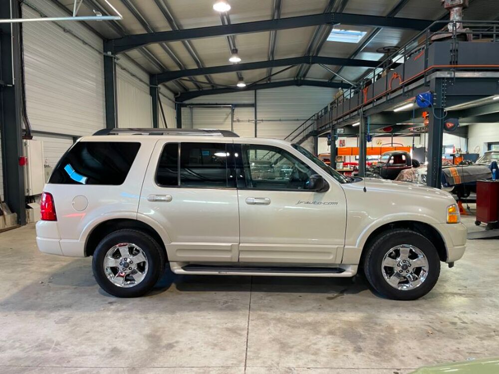 Explorer 4.6 ADVANCE RAC RSC V8 2005 occasion 84150 Jonqui&egrave;res