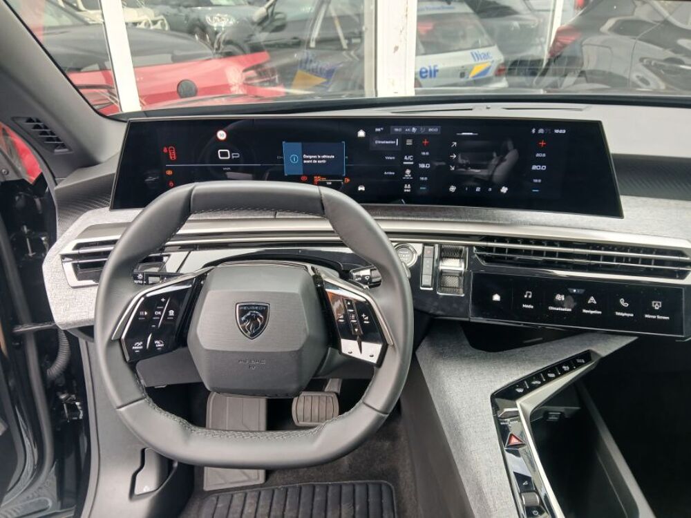 5008 HYBRID 145 e-DCS6 ALLURE Cam360&deg; Panoramic Pack 7PL 2025 occasion 47240 Castelculier