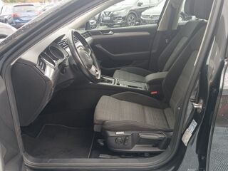 Passat VIII 2.0 TDI 122 DSG7 STYLE BUSINESS GPS Radars ACC Hayon EL 2021 occasion 33700 M&eacute;rignac
