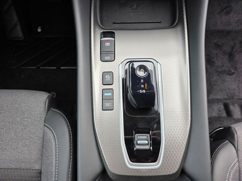 Qashqai NEW E POWER 205 N-CONNECTA PACK Confort et Hiver 2025 occasion 33700 M&eacute;rignac