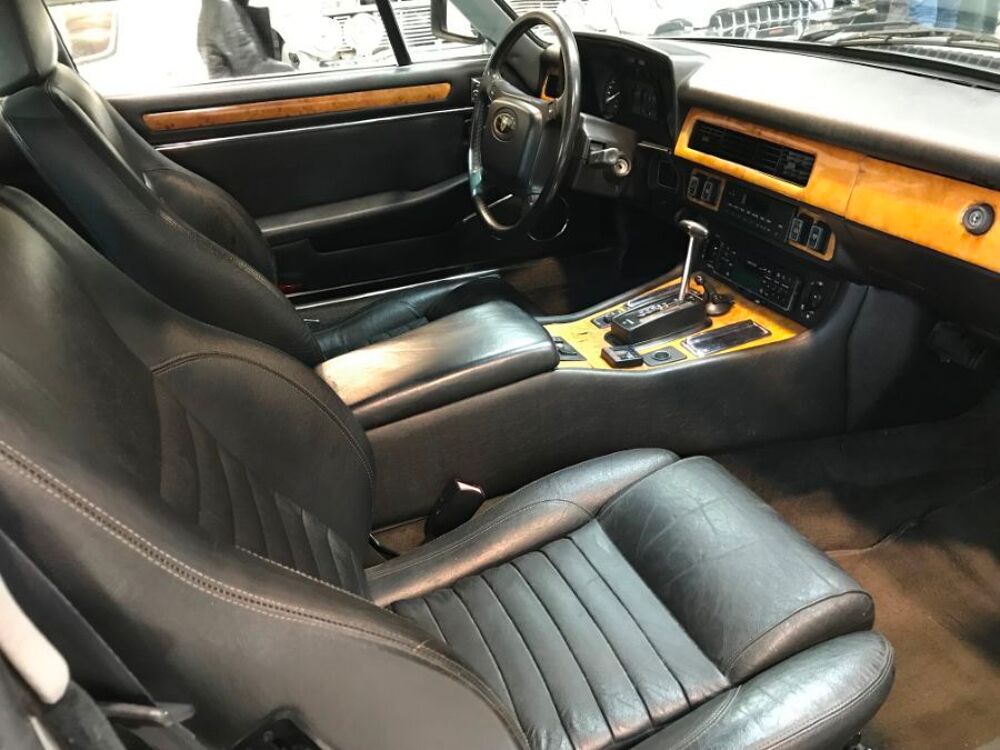 XJS COUPE 3.6 1990 occasion 84150 Jonqui&egrave;res