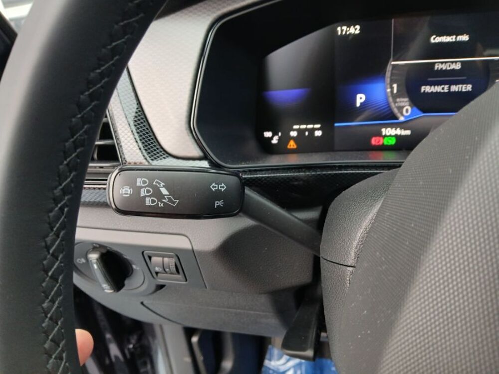 T-Cross 1.0 TSI 116 DSG7 VW EDITION JA17 08/25 Key Less Camera Radar 2025 occasion 33700 M&eacute;rignac