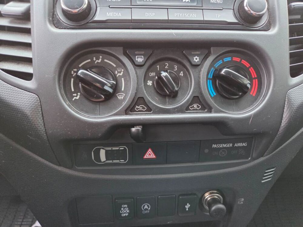 L200 2.2 DI-D 150 BVM6 4WD CLUB CAB INVITE CLIM 2019 occasion 33700 M&eacute;rignac