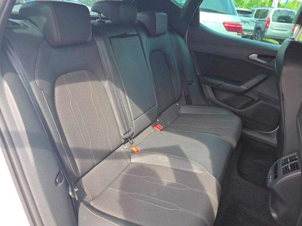 Leon NEW IV 1.5 eTSI 150 HYBRID DSG V GPS JA18 Key Less Gtie 05/3 2025 occasion 47240 Castelculier