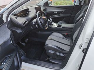 3008 II 1.2 PureTech 130 BVM6 ALLURE Camera ADML 1&egrave;re Main 2018 occasion 33700 M&eacute;rignac