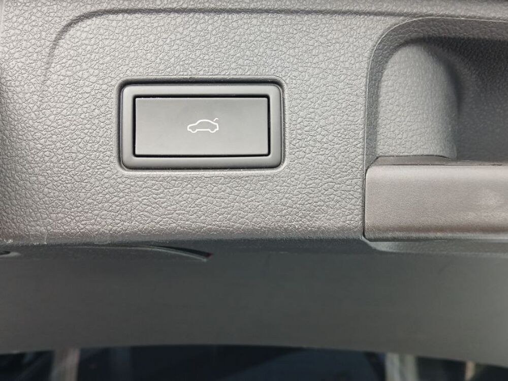Passat VIII 2.0 TDI 150 DSG7 STYLE BUSINESS GPS Camera ACC Hayon EL 2022 occasion 33700 M&eacute;rignac