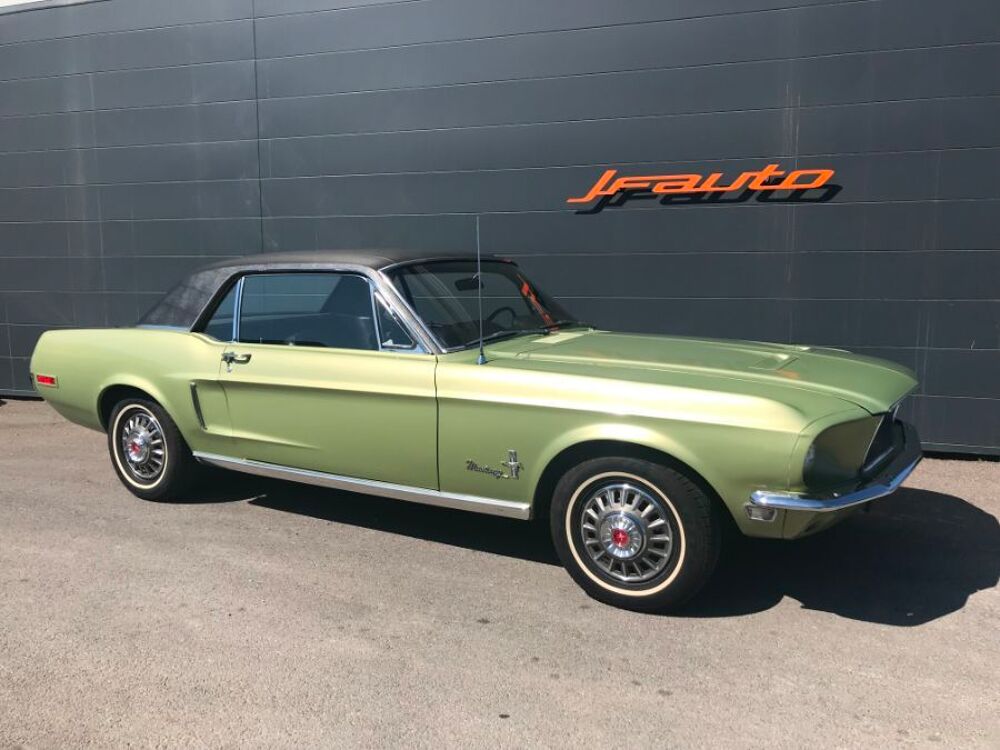 Mustang COUPE V8 TOIT VINYL 19457 Miles d'origine 1968 occasion 84150 Jonquières