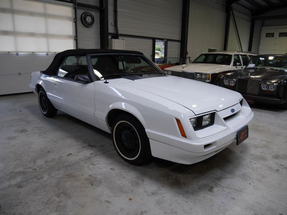 Mustang CABRIOLET V6 1985 occasion 84150 Jonqui&egrave;res