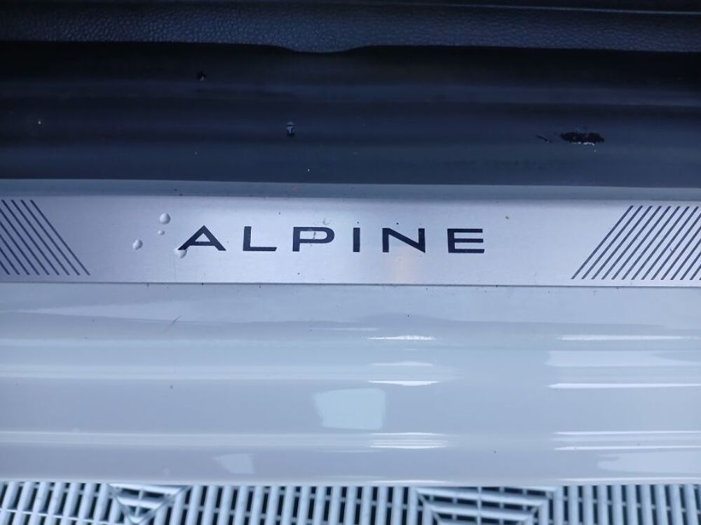Clio V V 1.0 TCe 90 BVM6 ESPRIT ALPINE GPS 9.3 Cockpit JA17 2025 occasion 33700 M&eacute;rignac