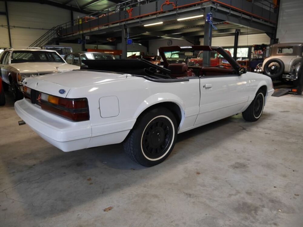 Mustang CABRIOLET V6 1985 occasion 84150 Jonqui&egrave;res