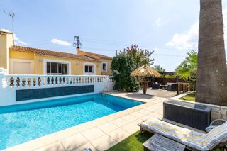 Maison à vendre 8 pièces 237 m²