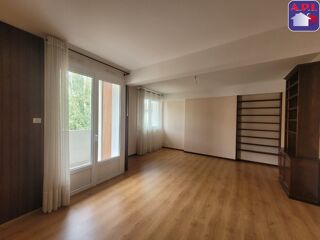  Appartement à louer 4 pièces 80 m²
