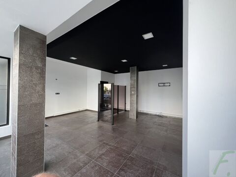 Local commercial 16000 74000 Annecy