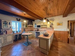  Maison � vendre 10 pi�ces 342 m�