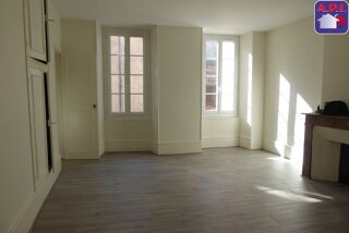  Appartement à louer 3 pièces 90 m²