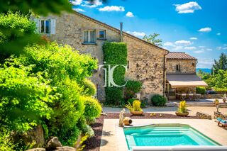  Villa à vendre 12 pièces 397 m²