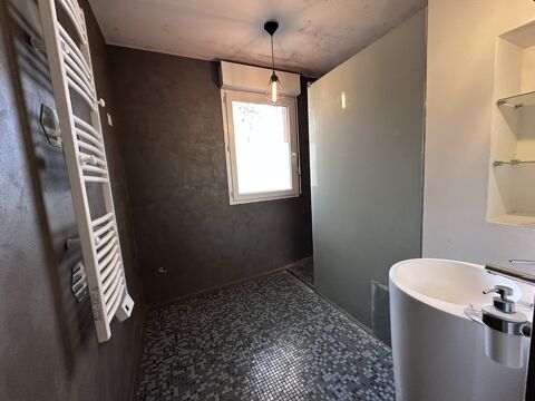  Appartement � louer 4 pi�ces 100 m�